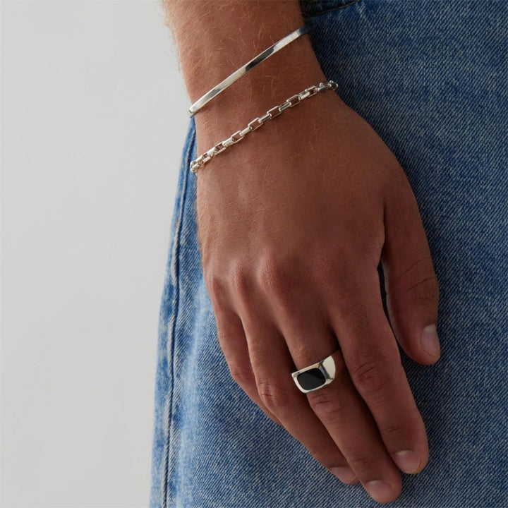 Najo - the expedition rectangular ring with black onyx in sterling silver