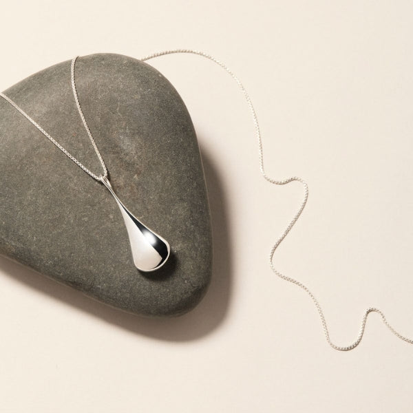 Najo - weeping widow puff teardrop necklace in sterling silver with box chain - 42cm