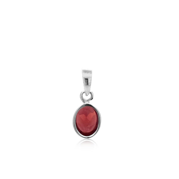 Oval garnet pendant in sterling silver