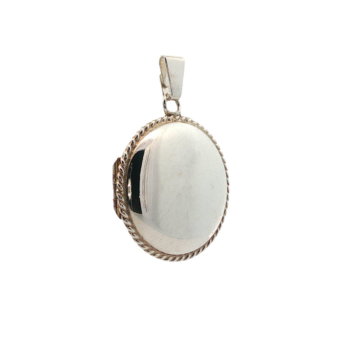 Round locket with corded edge in sterling silver