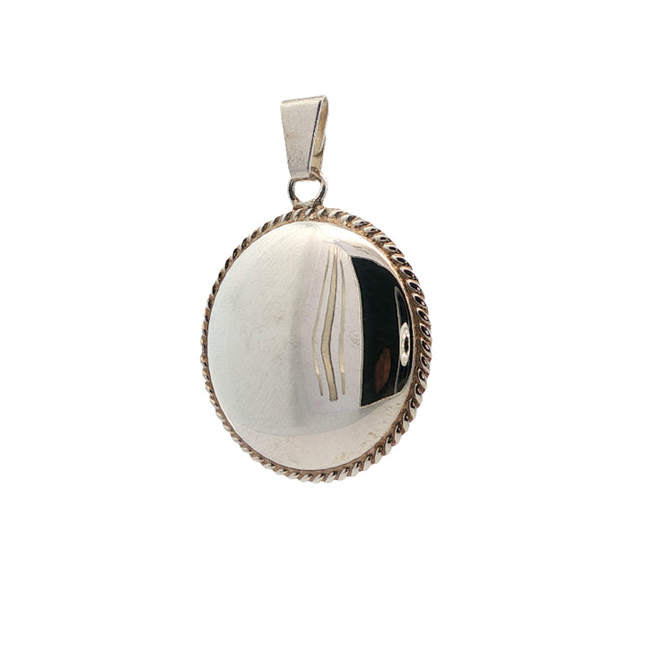 Round locket with corded edge in sterling silver