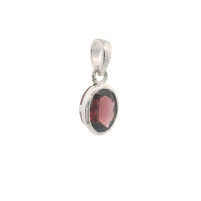 Oval garnet pendant in sterling silver