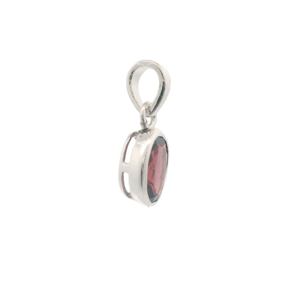 Oval garnet pendant in sterling silver