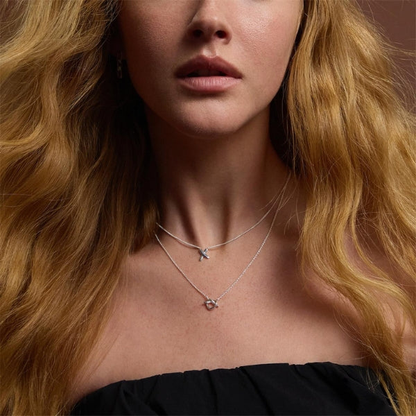 Sterling silver Kiss necklace from Najo