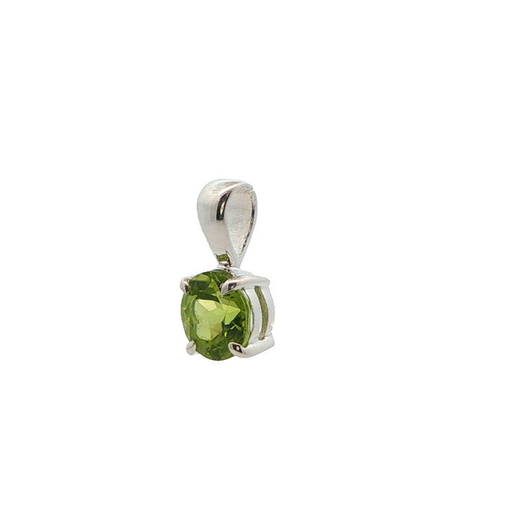 Round peridot fixed pendant in sterling silver