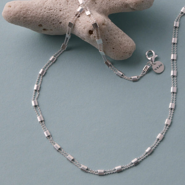 Najo - Summer veil neckalve with 2 chains and fixed squares in sterling silver