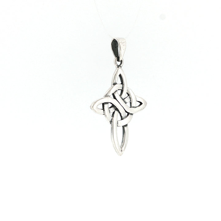Celtic knot pendant in sterling silver