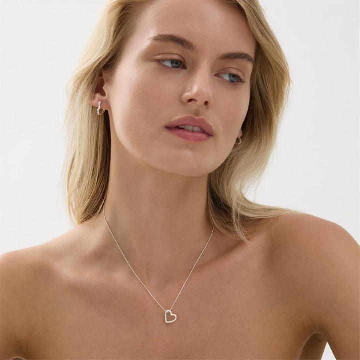 Najo - the ardour necklace with open heart pendant on box chain in sterling silver - 45cm + extension