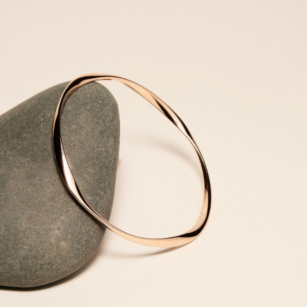 Najo - garden of eden twisted ribbon bangle in rose gold plated sterling silver