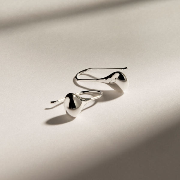 Najo - Baby tears drop earrings in sterling silver 8x18mm