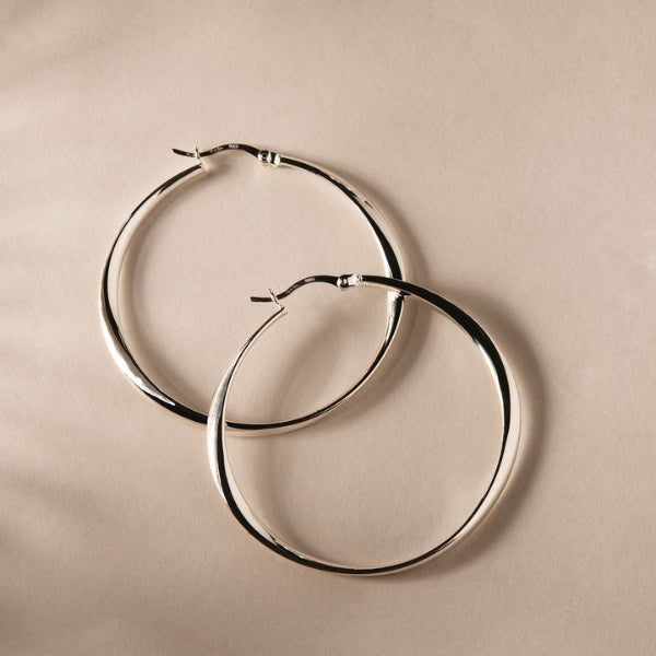 Najo - Vespa ribbon hoop earrings with lever back clasp in sterling silver 46mm