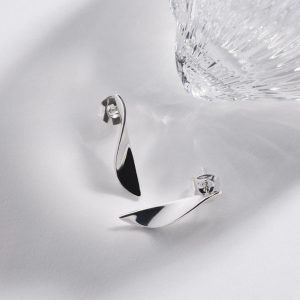 Najo - ocean trail stud earring in sterling silver