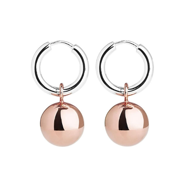 Najo - Shayla huggie earrings in sterling silver with rose gold plated ball charm