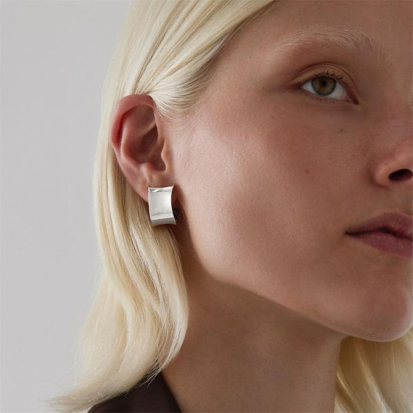 Najo - Comet rectangular stud earrings in sterling silver