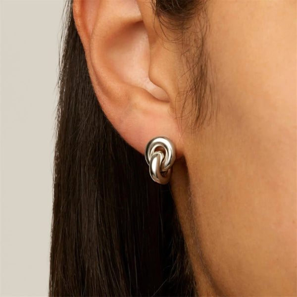 Najo 10mm interlocking silver stud earrings
