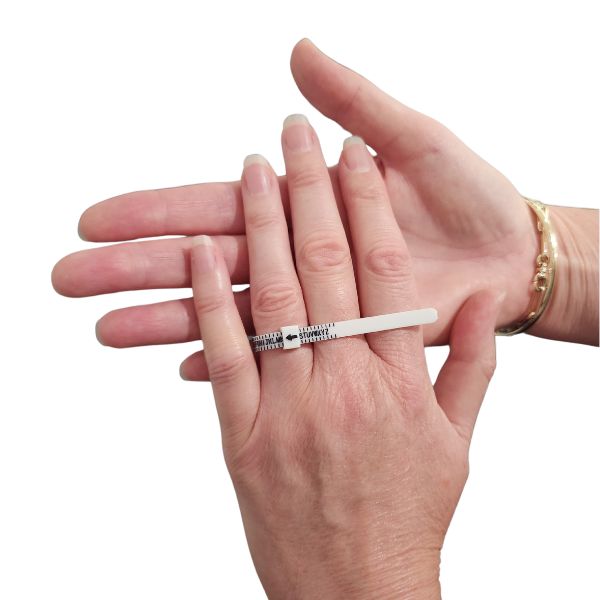 Free measuring strip for ring sizing