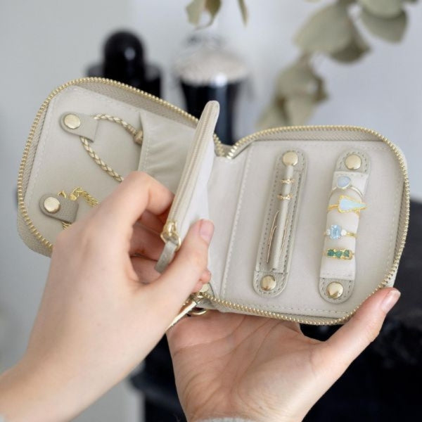 Stackers compact jewellery wallet in oatmeal